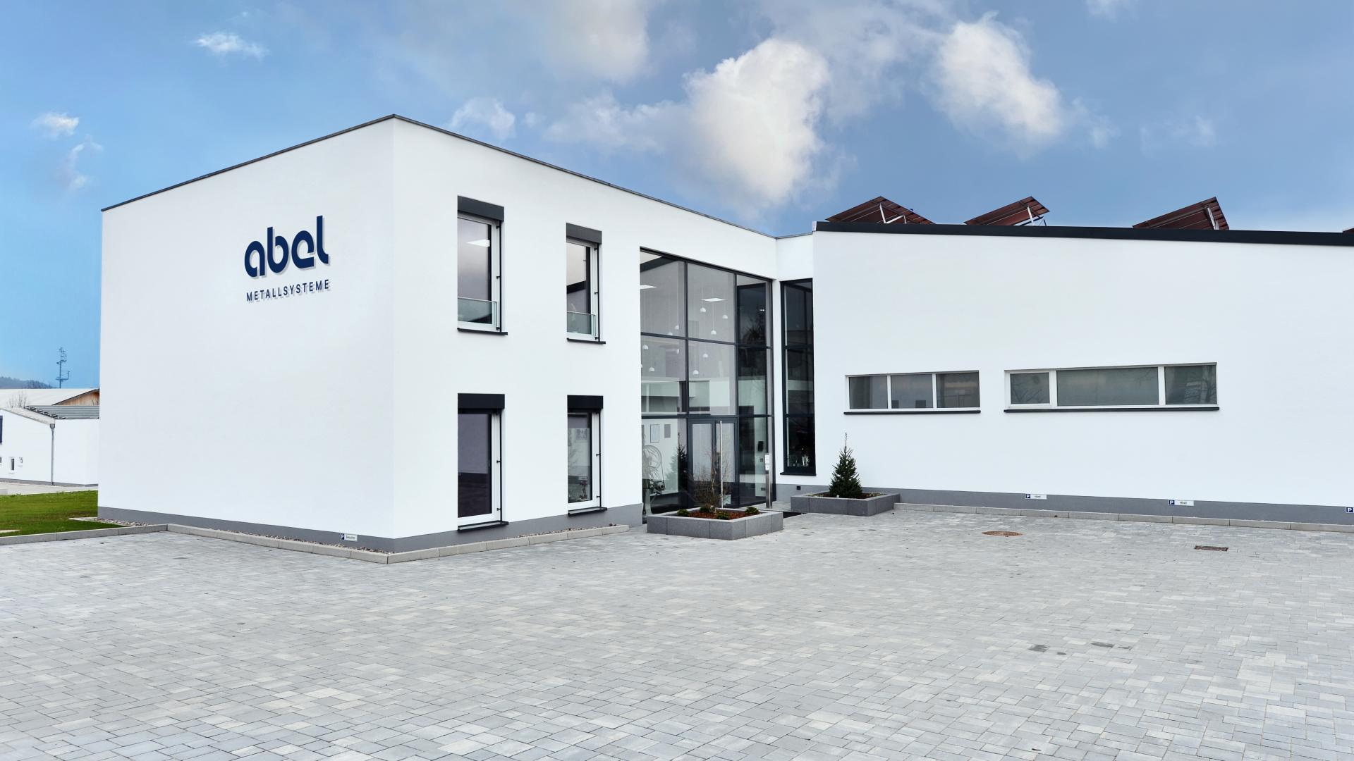 Gebäudeeingang Abel Metallsysteme 