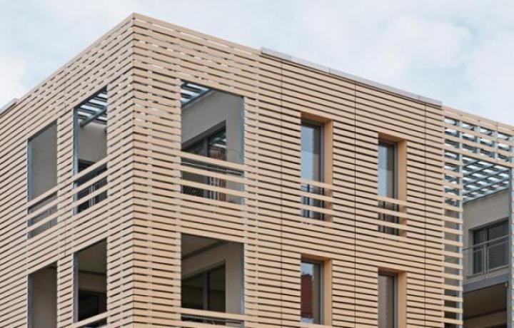 Wohn- und Geschäftshaus Steinbrücke