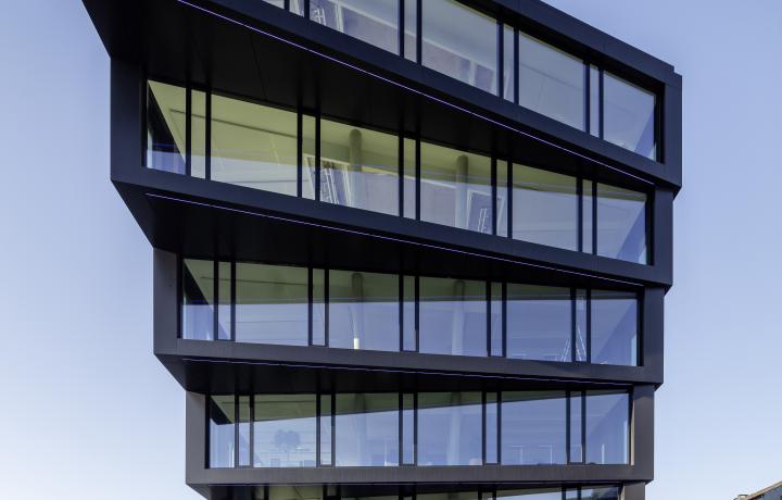 Halbtotale Ansicht Mercator One Duisburg