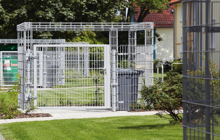 Pergola für Mülltonnenabstellplatz, Drahtbalken Konstruktion beschichtet